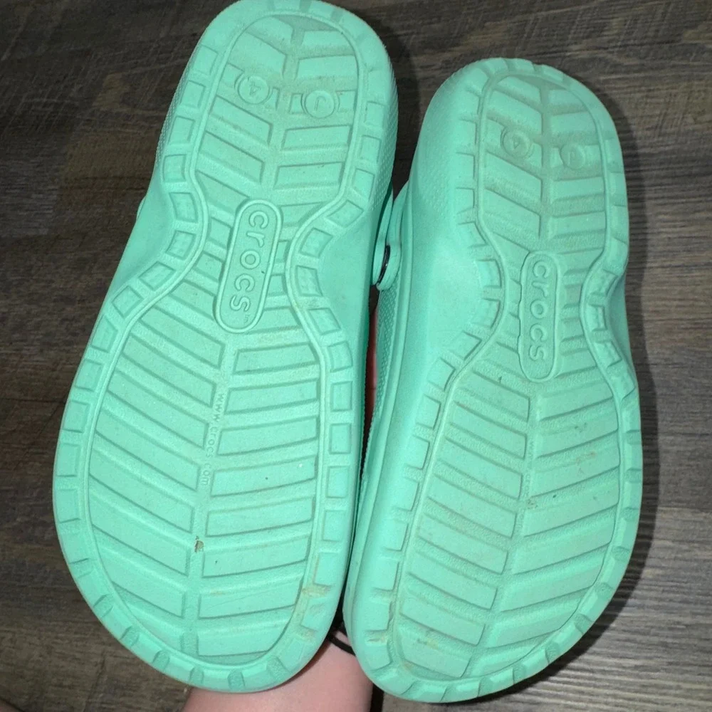 Crocs Classic Lined Clog Kids J4 Mint Green Fuzzy Fur Slip On Shoes